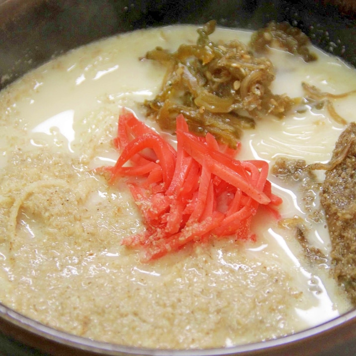 素麺を茹でている間に作れます『とんこつラーメン』